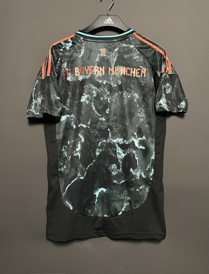 FC Bayern München 24/25 Jersey (Away)