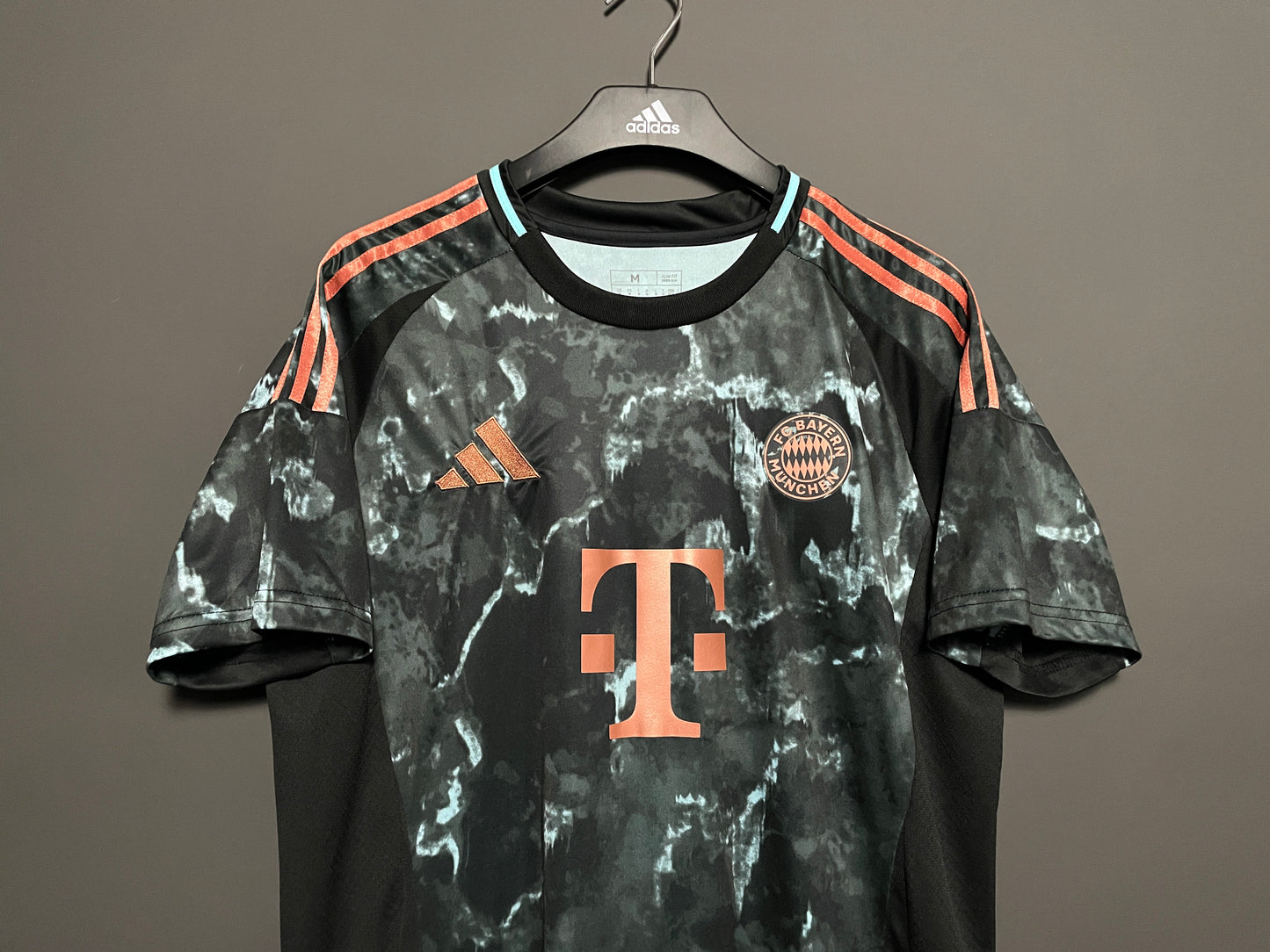 FC Bayern München 24/25 Jersey (Away)