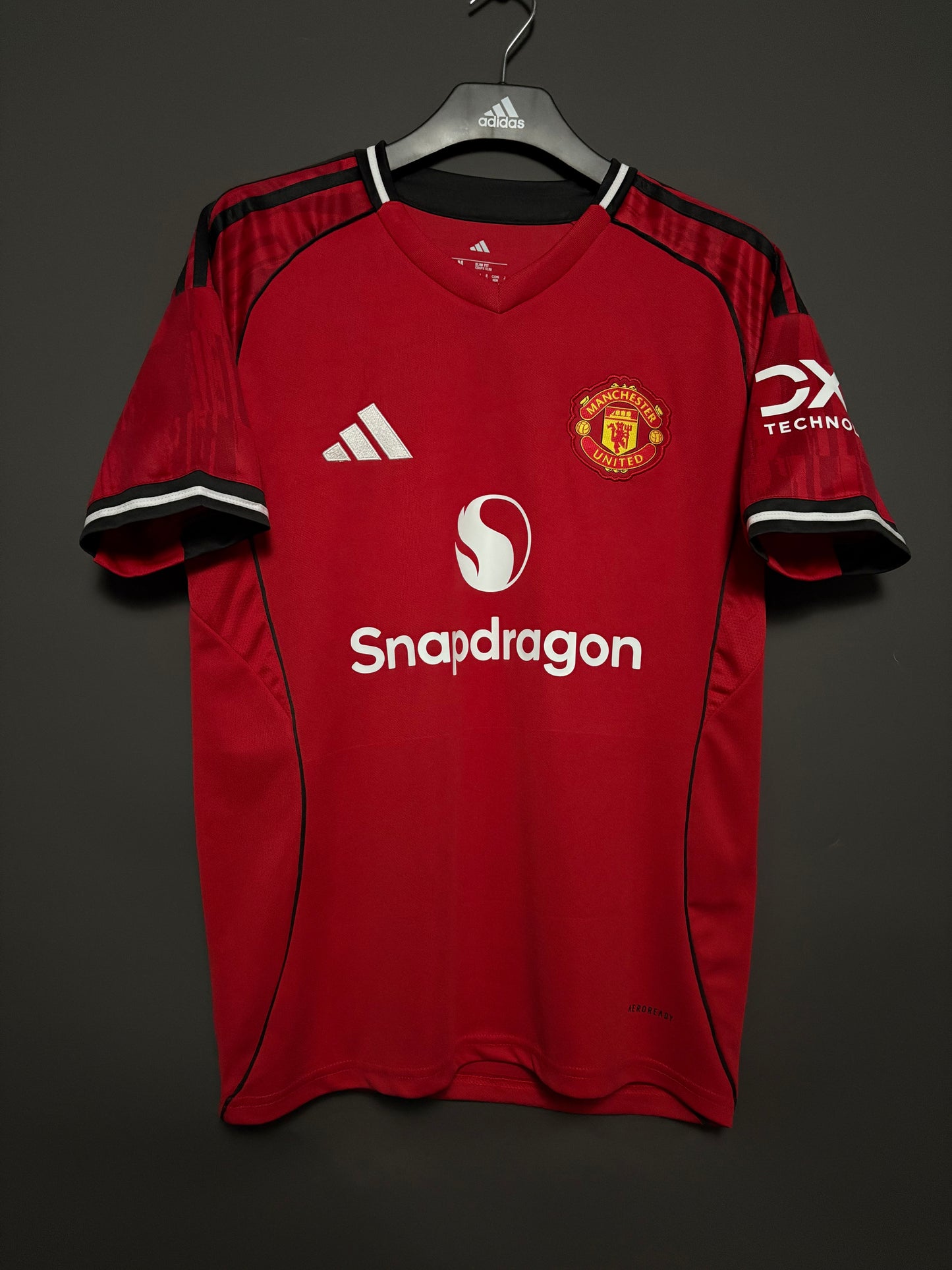 Manchester United 25/26 Jersey (Home)