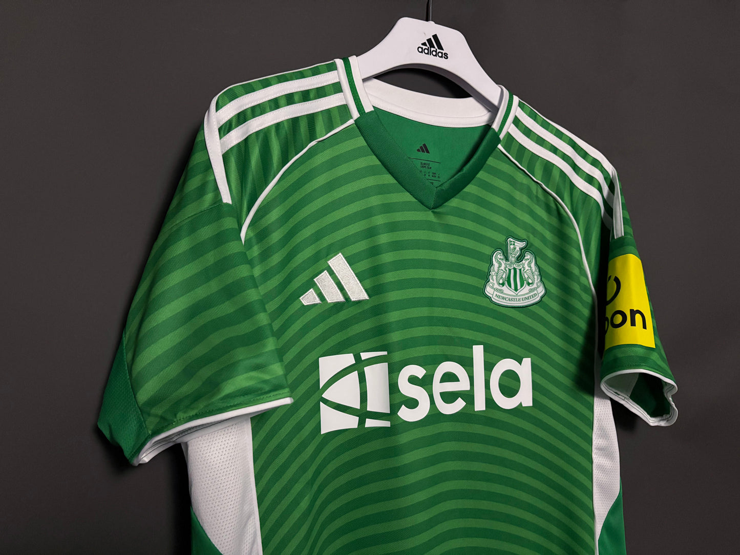 Newcastle United F.C. Jersey 25/26 (Away)