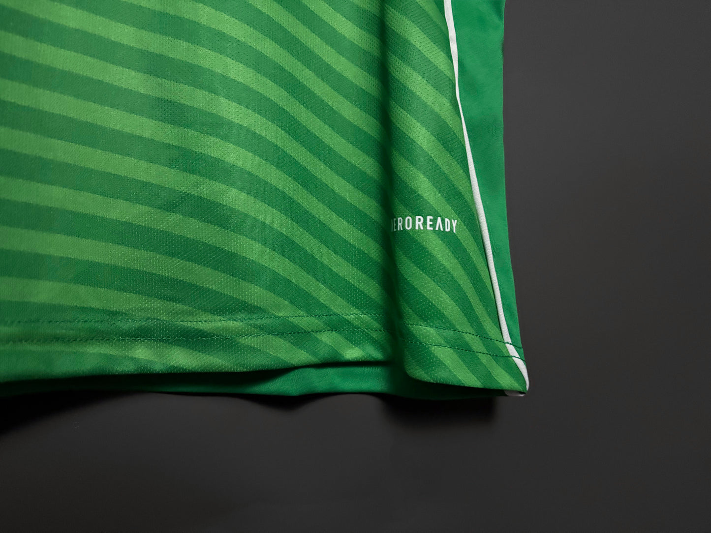 Newcastle United F.C. Jersey 25/26 (Away)