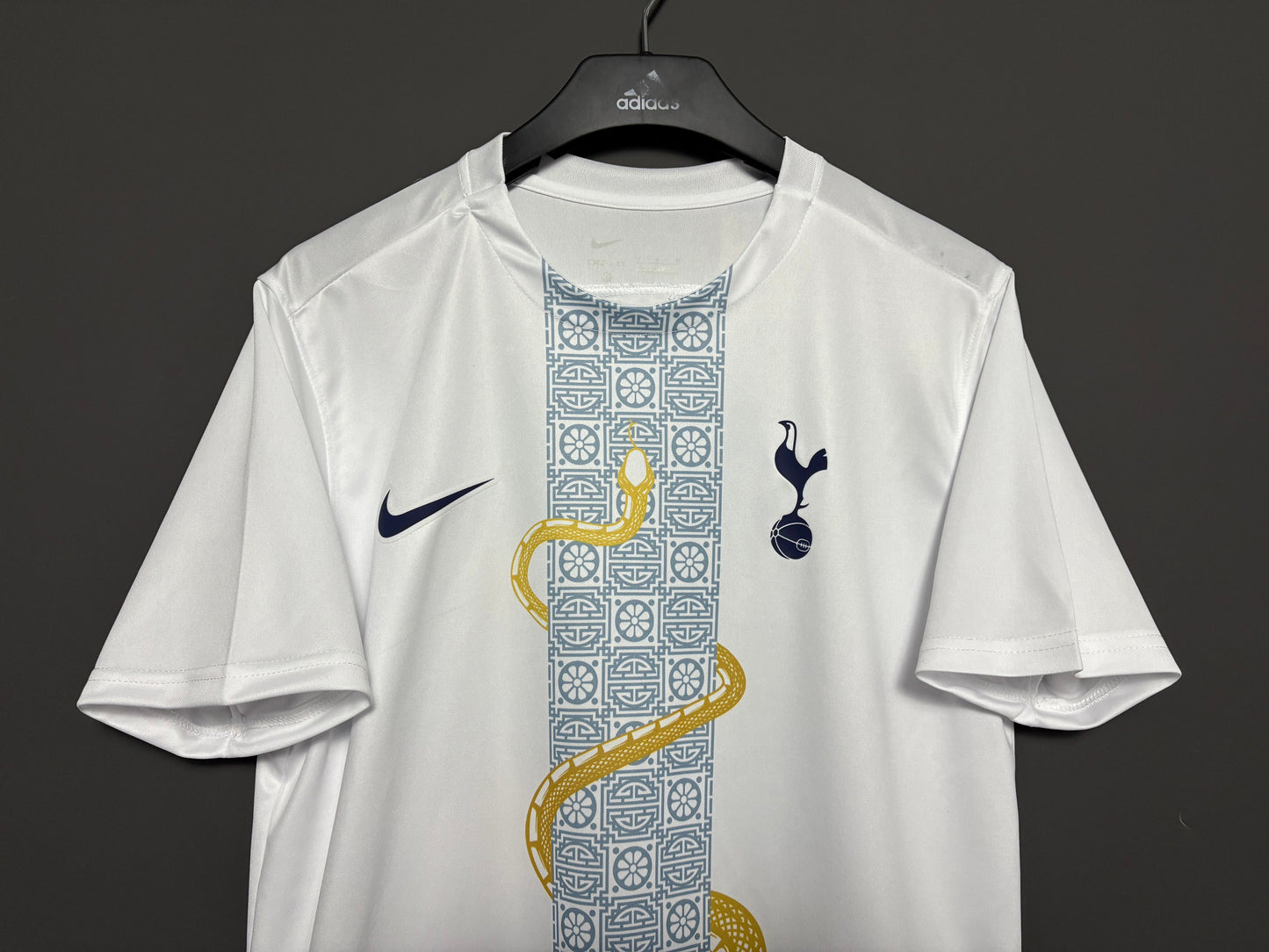 Tottenham Hotspur 25/26 Jersey (Year of the Snake)