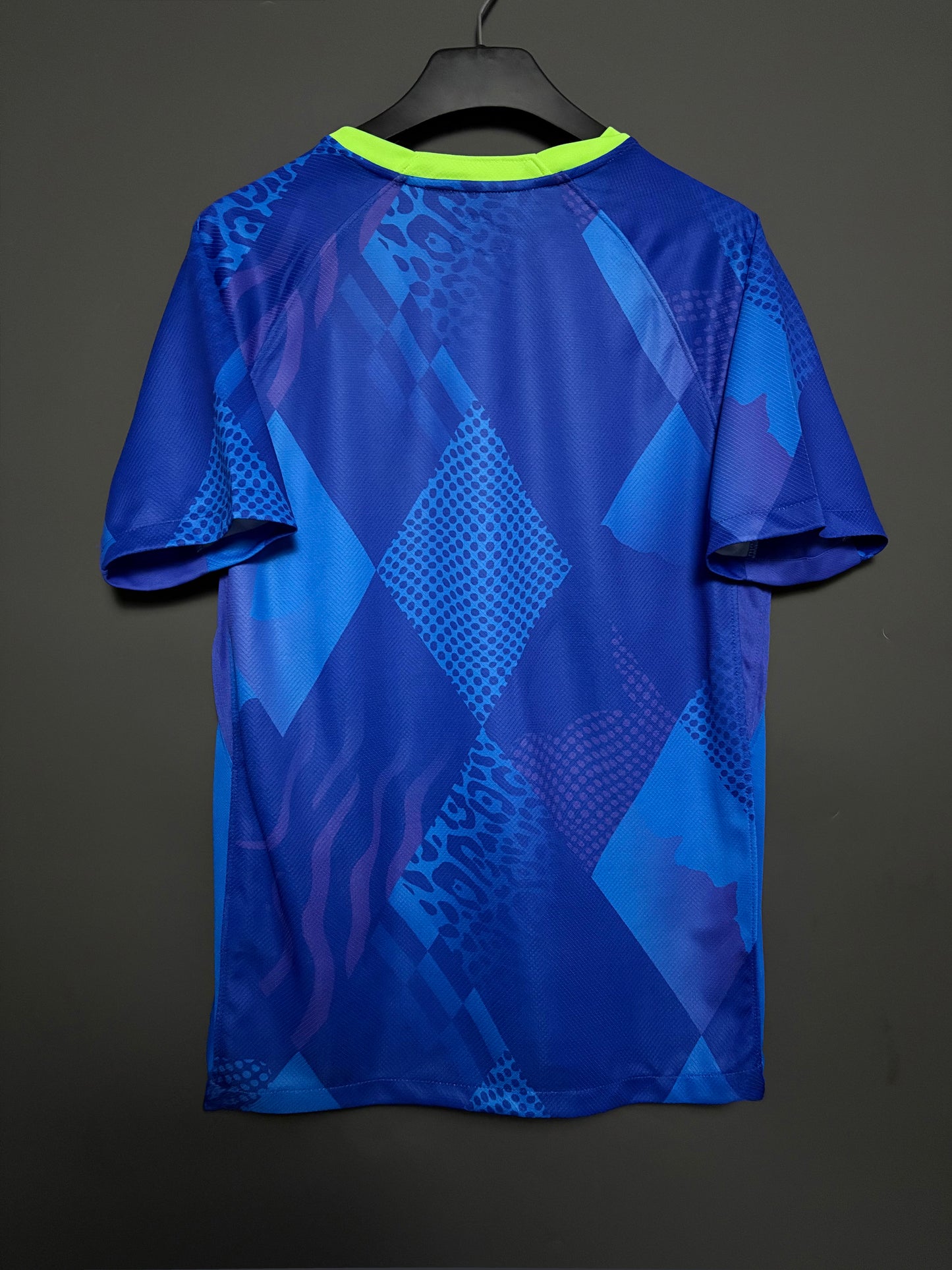 Brazil 25 Jersey (Away)