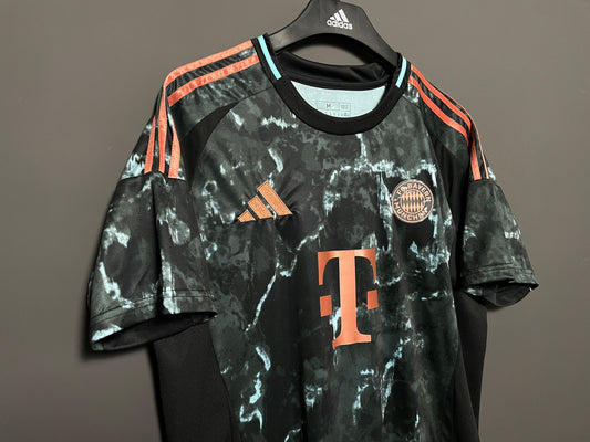 FC Bayern München 24/25 Jersey (Away)
