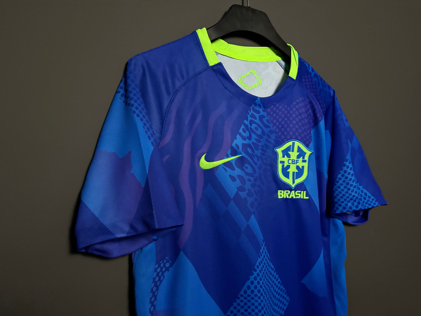 Brazil 25 Jersey (Away)