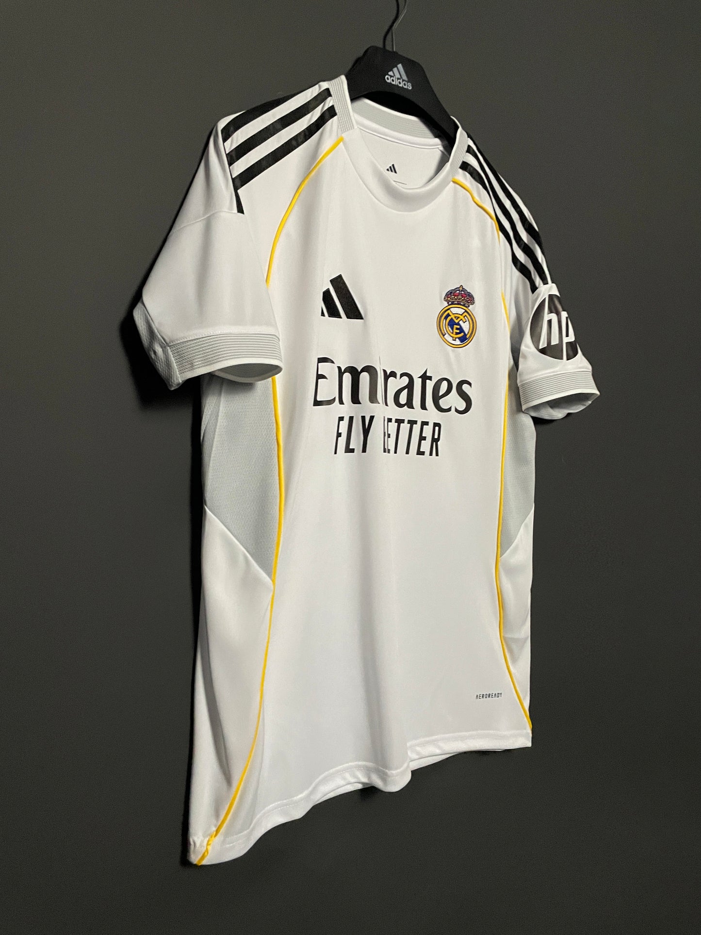 Real Madrid 25/26 Jersey (Home)